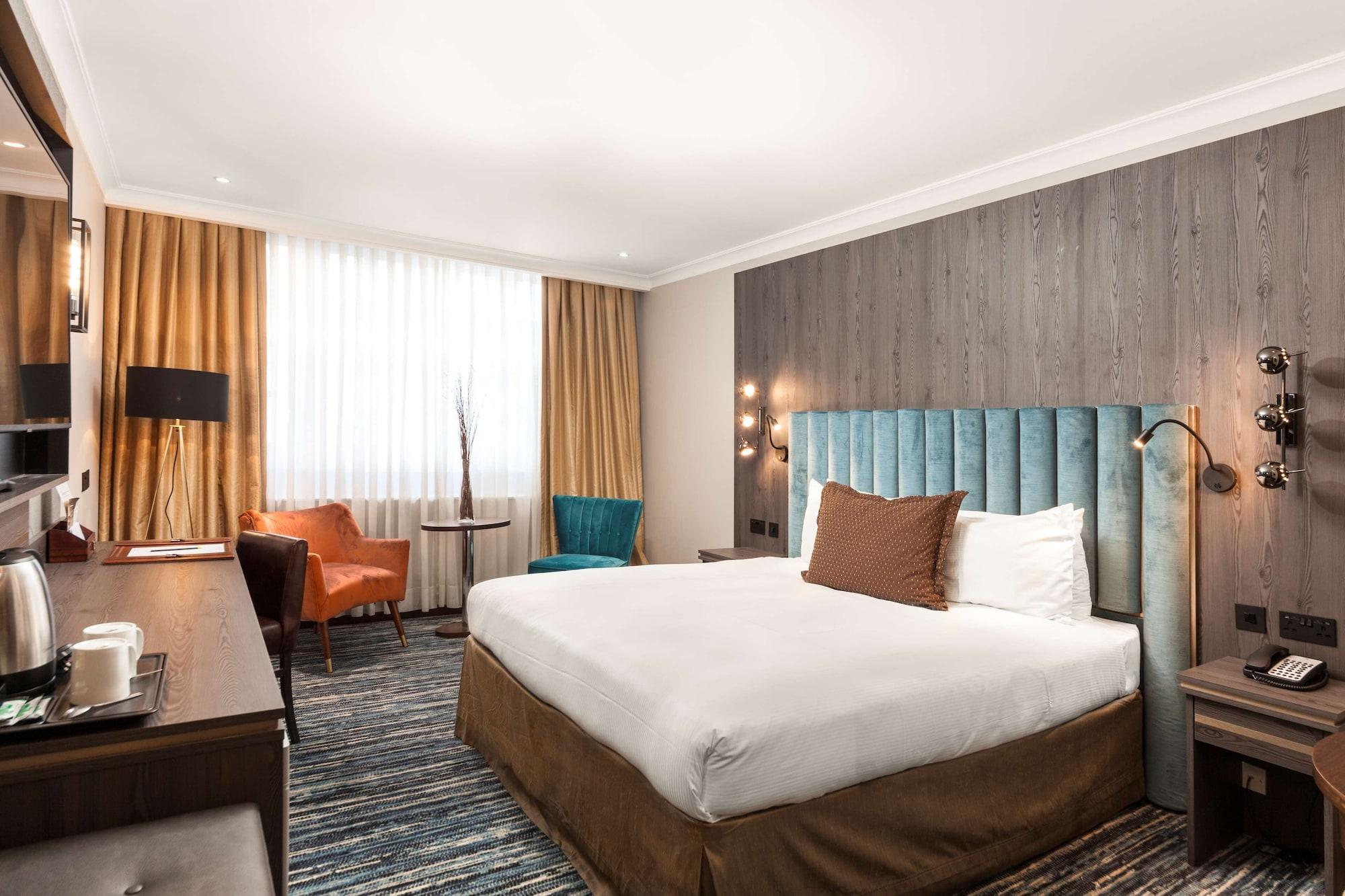 Courthouse Hotel Лондон Экстерьер фото A bedroom at the hotel