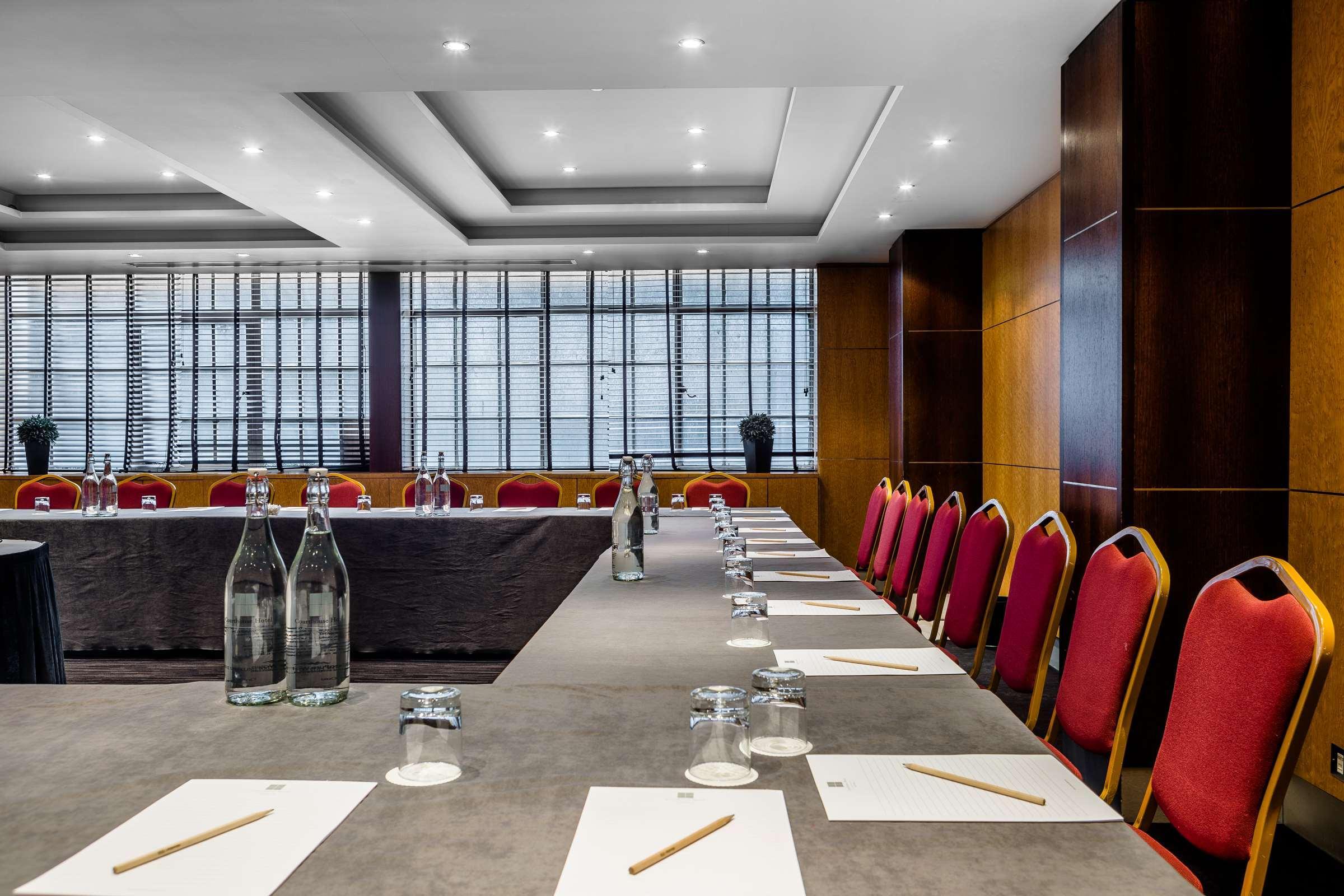 Courthouse Hotel Лондон Бизнес фото Meeting room