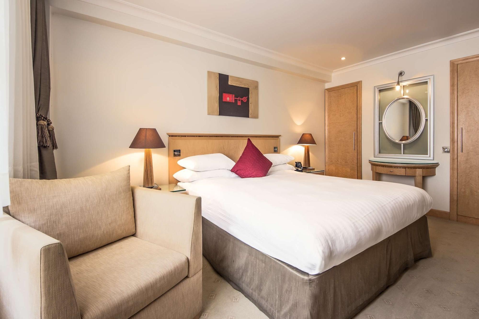 Courthouse Hotel Лондон Номер фото A bedroom at the hotel