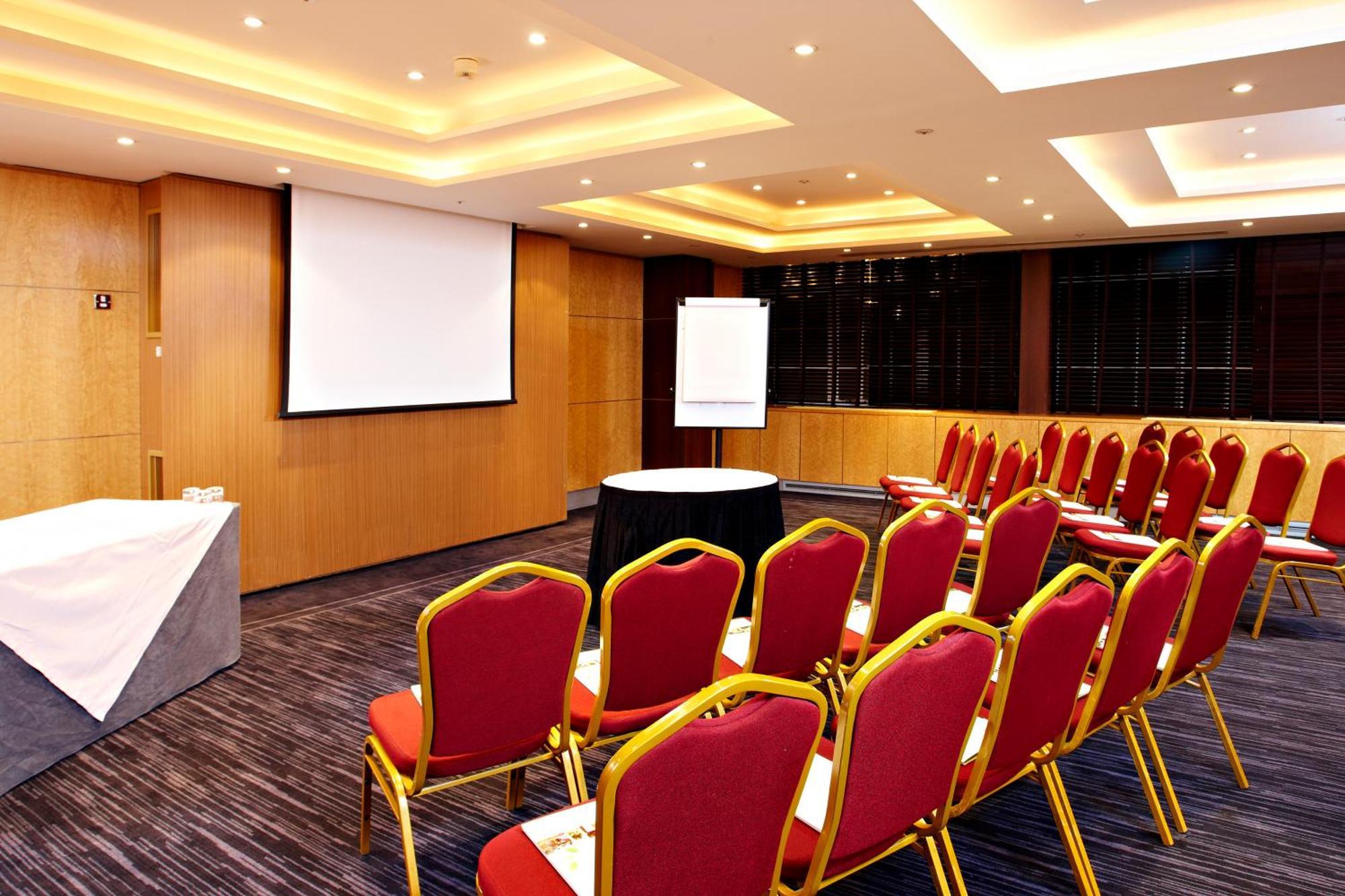 Courthouse Hotel Лондон Экстерьер фото Meeting room
