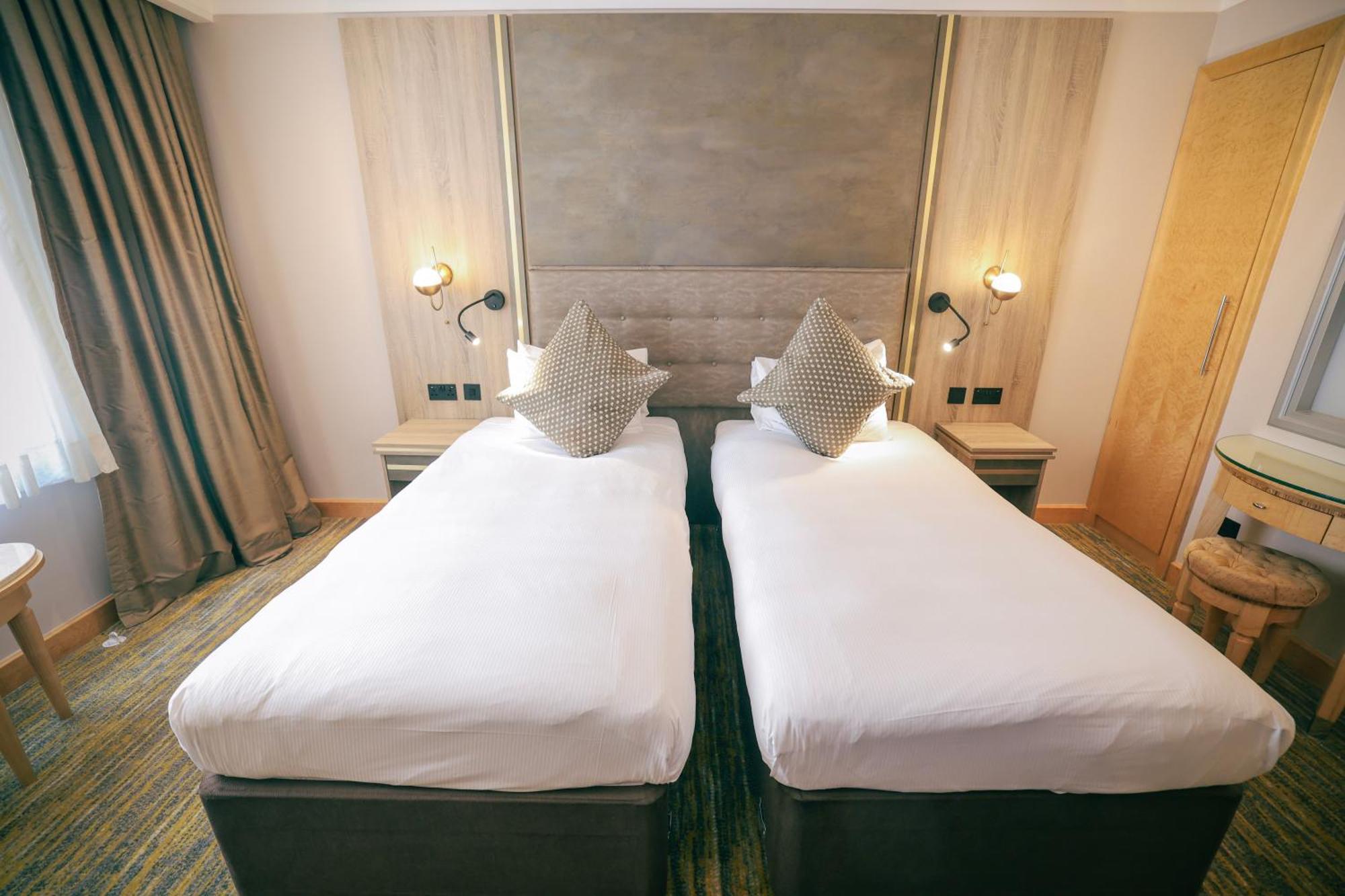 Courthouse Hotel Лондон Экстерьер фото