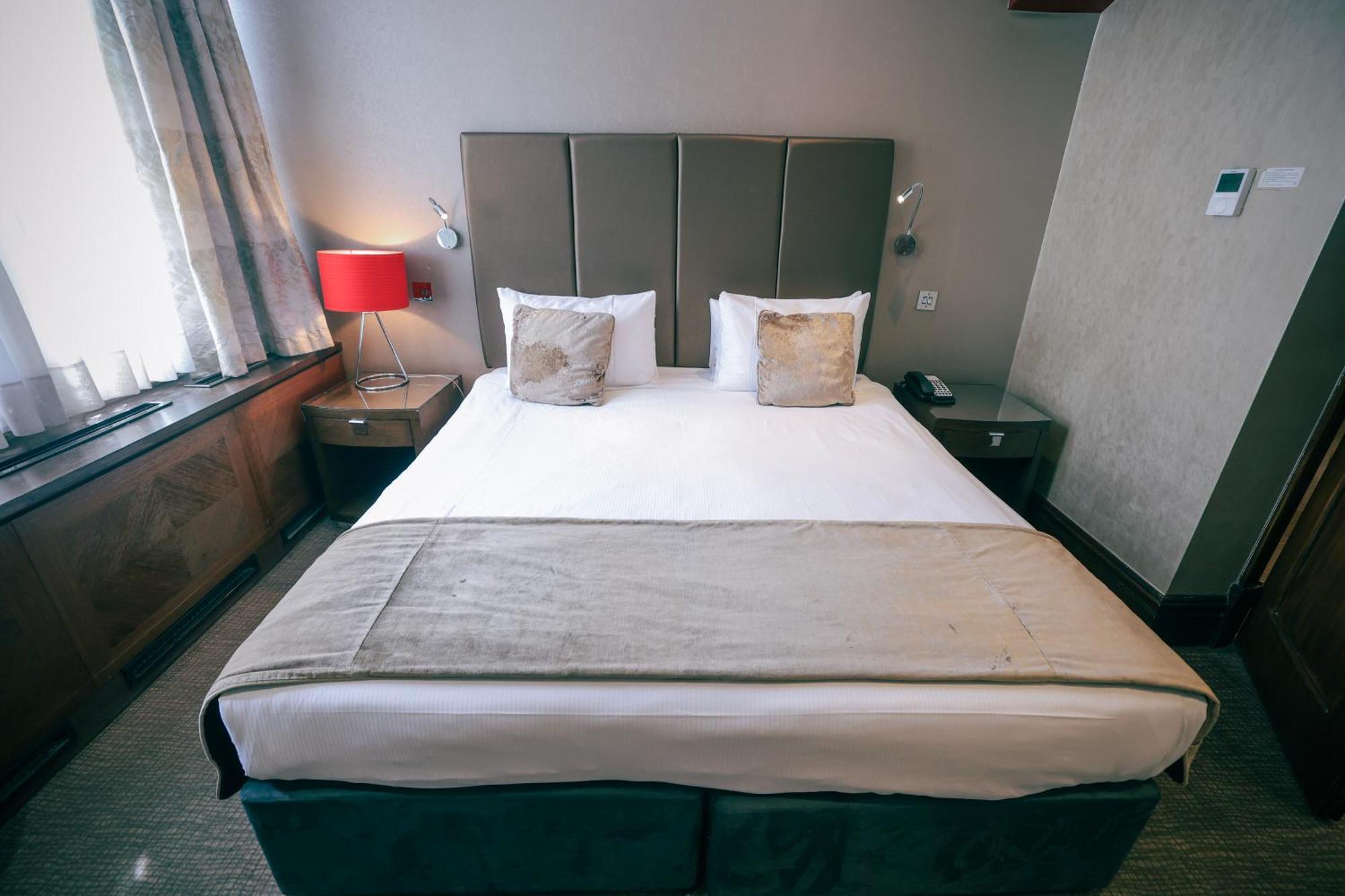 Courthouse Hotel Лондон Экстерьер фото